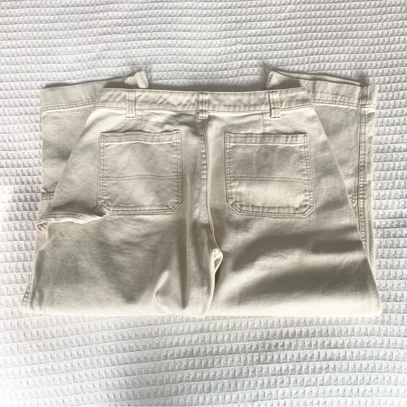 Old Navy Cream High-Rise Straight Cargo Jeans 12P - Picture 6 of 8